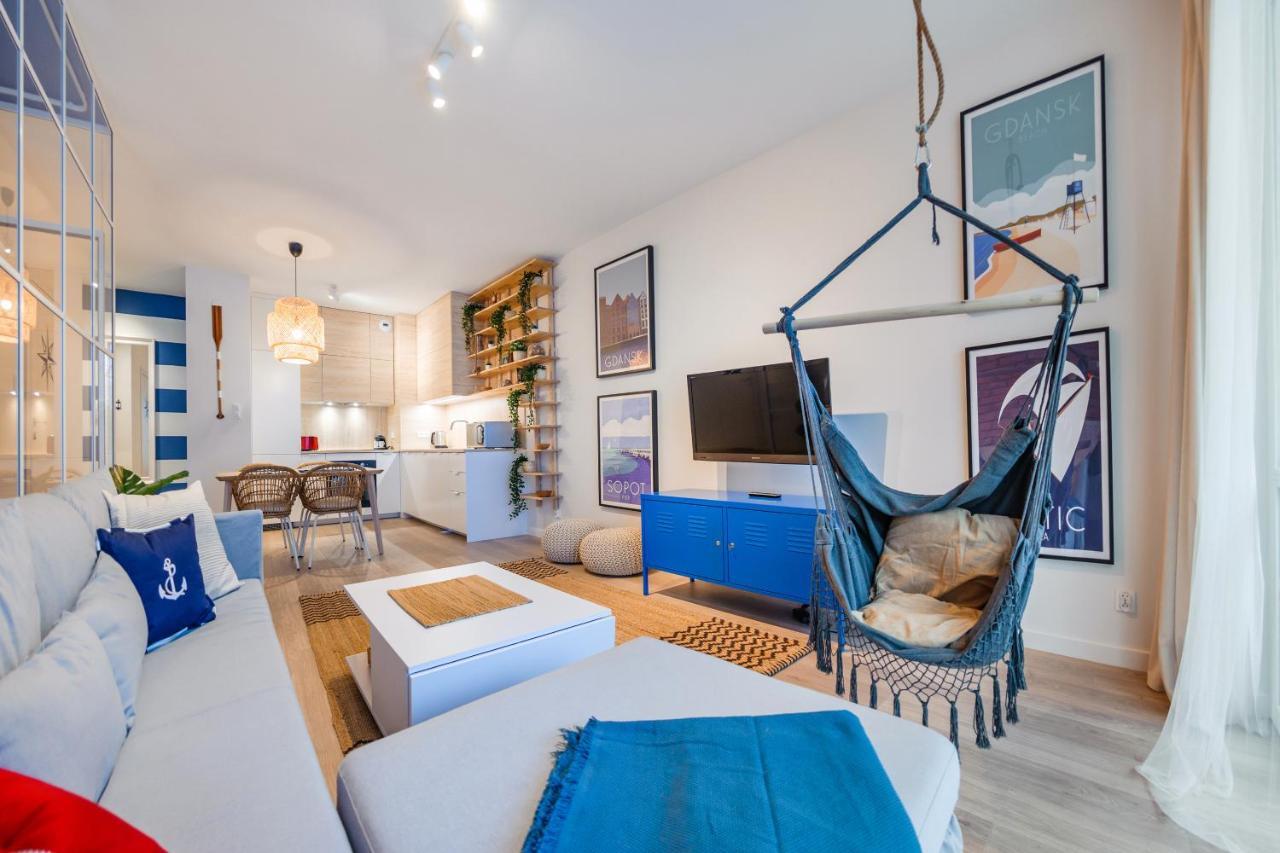 Apartamenty Sun & Snow Riverfront グダニスク エクステリア 写真