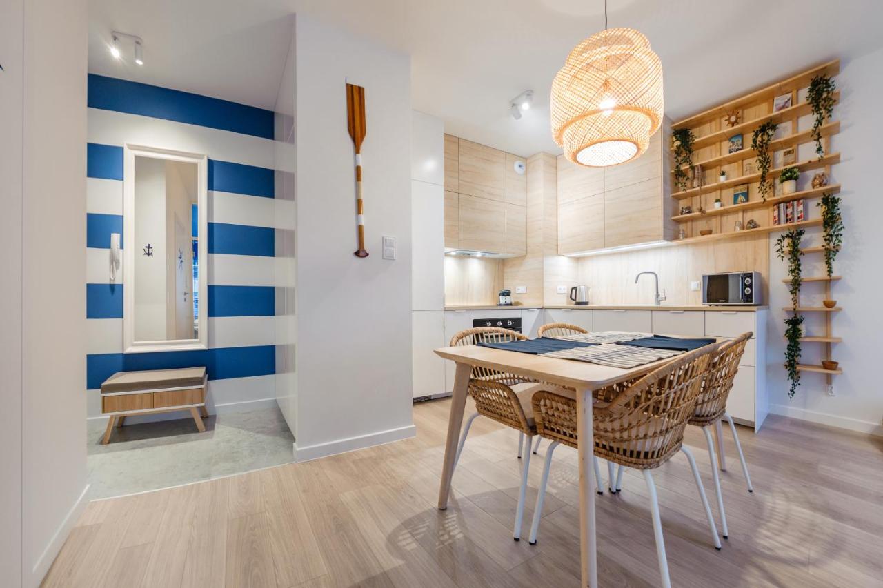Apartamenty Sun & Snow Riverfront グダニスク エクステリア 写真